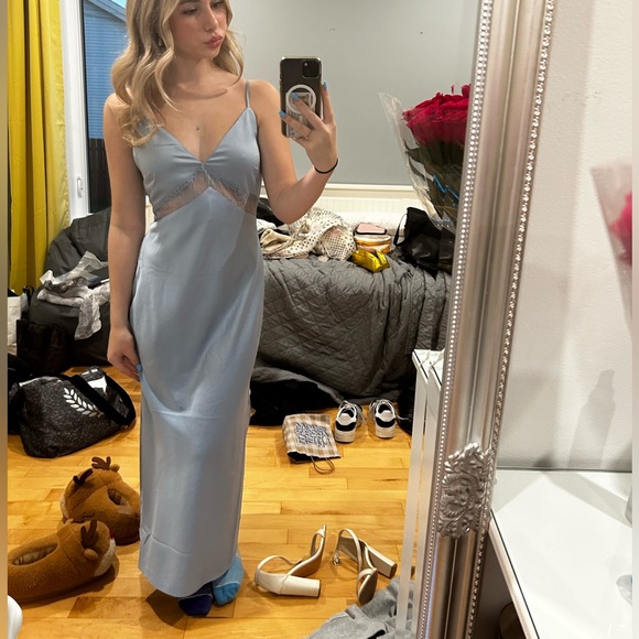Dynamite satin blue dress - Picture 2 of 3